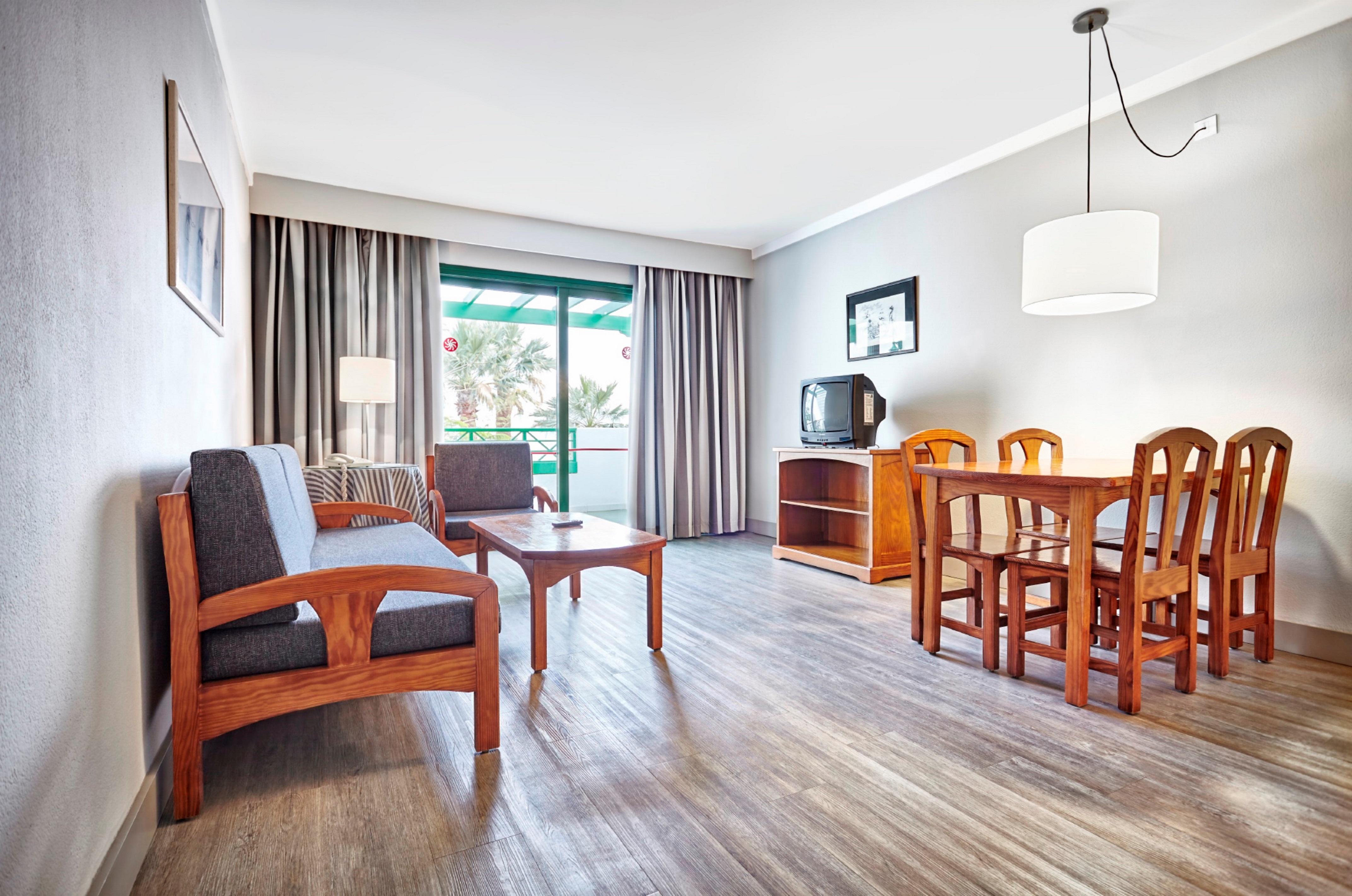 Hg Lomo Blanco Apartment Пуерто дел Кармен Екстериор снимка
